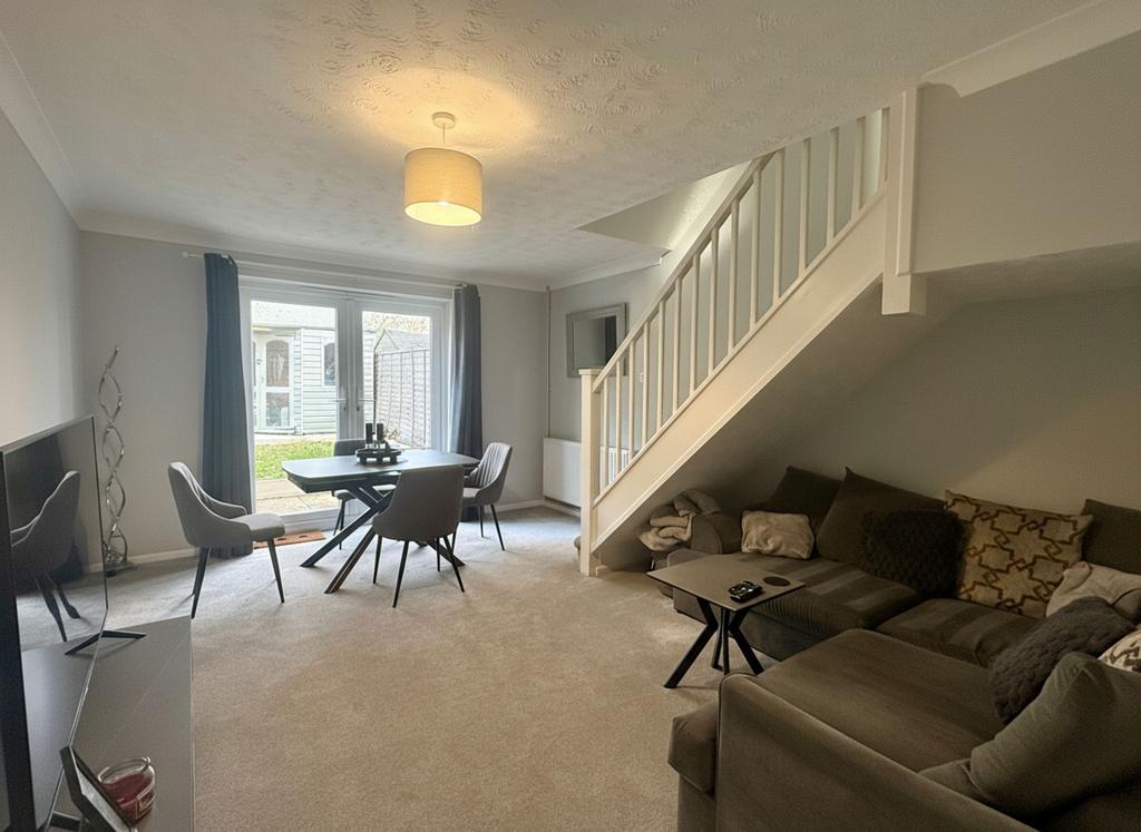 Lounge/dining room