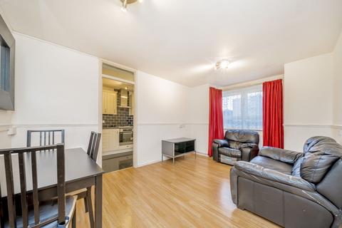 1 bedroom apartment for sale, Ruddstreet Close, London, SE18