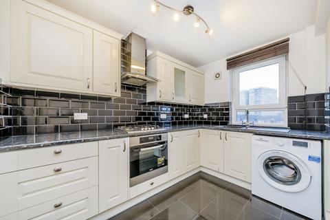 1 bedroom apartment for sale, Ruddstreet Close, London, SE18