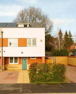 4 bedroom semi-detached house for sale, Meadowview Road, Raynes Park, London, SW20