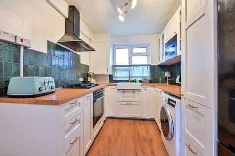 2 bedroom flat for sale, Bethwin Road, Camberwell, London, SE5