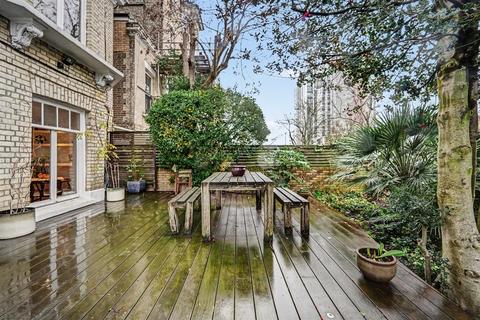 2 bedroom apartment for sale, Fellows Road, London