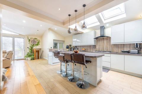 undefined, Ravenscroft Avenue, Preston Road, Wembley, HA9