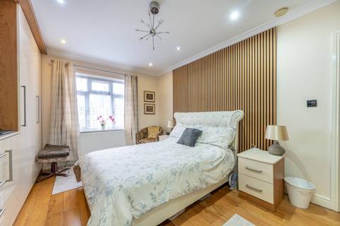 undefined, Ravenscroft Avenue, Preston Road, Wembley, HA9