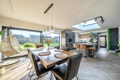 undefined, Carisbrook Terrace, Chiseldon, Swindon, SN4