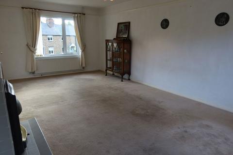 undefined, Round Close Road, Adderbury