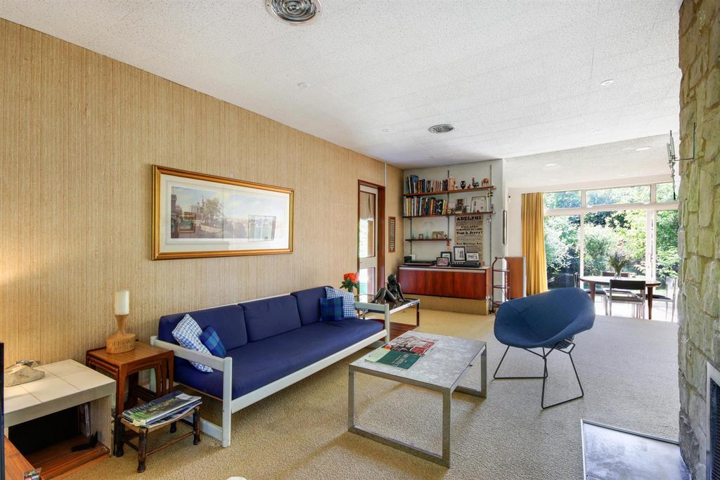 Living room out to dining room