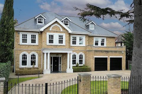 undefined, Burntwood Avenue, Hornchurch, RM11