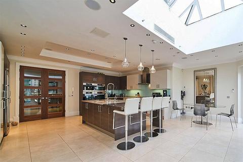 undefined, Burntwood Avenue, Hornchurch, RM11