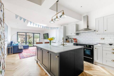 3 bedroom house for sale, Fernlea Road, Mitcham, CR4