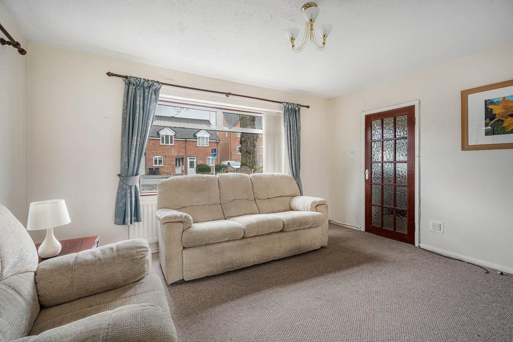 Sitting/Dining Room
