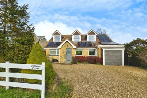 undefined, Main Road, Thorley, Yarmouth