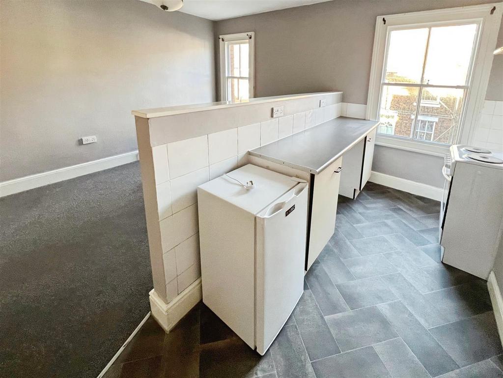 FF - living/kitchen