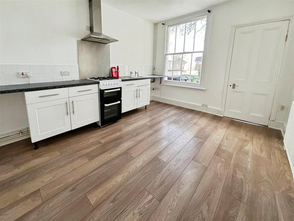 GF - kitchen