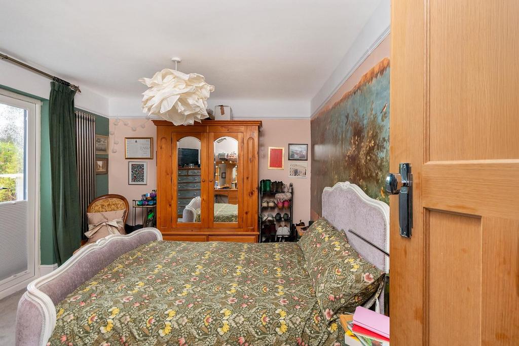 DRMSAPR - Bedroom J.jpg