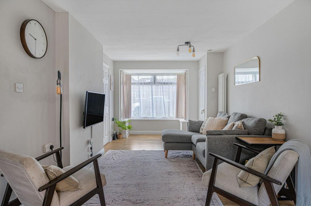 Kitchen/Lounge/Dining Area