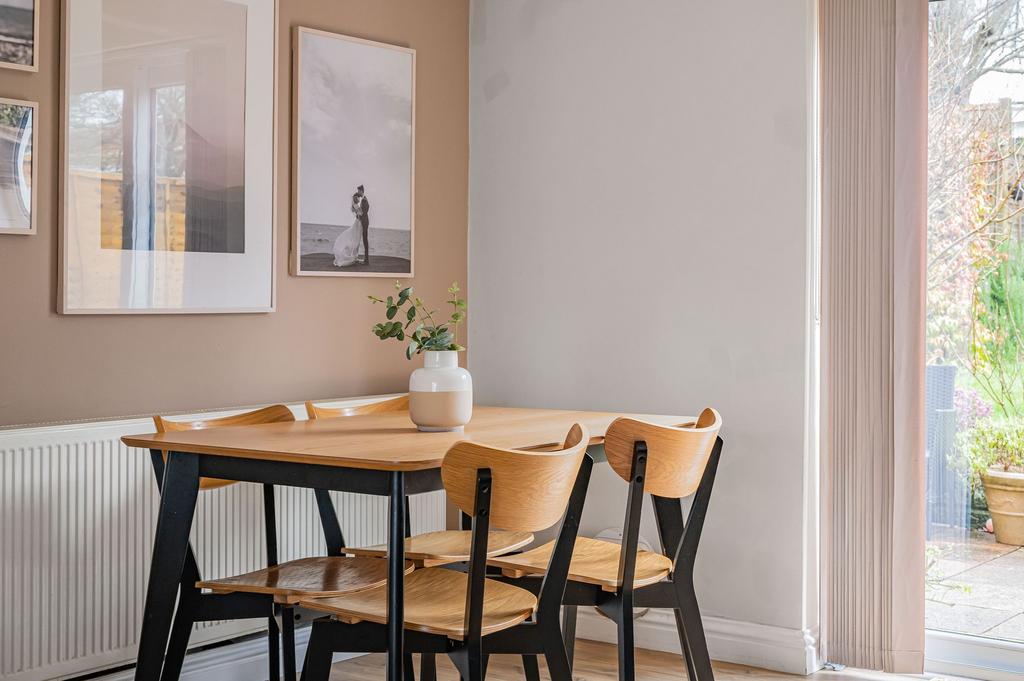 Kitchen/Lounge/Dining Area