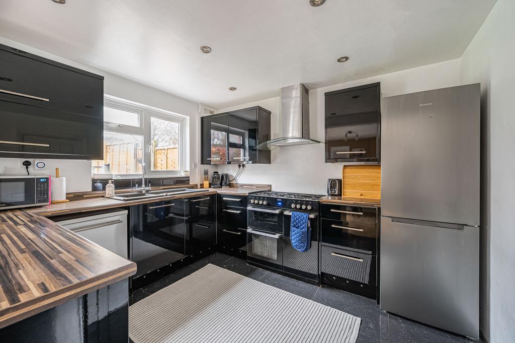 Kitchen/Lounge/Dining Area