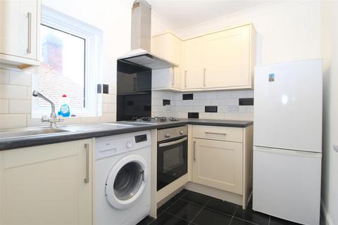 1 bedroom flat for sale, Westbrook Avenue, Westbrook, Margate