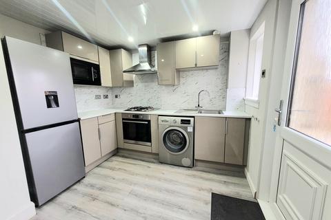 undefined, Lindsay Quadrant, Balloch G83