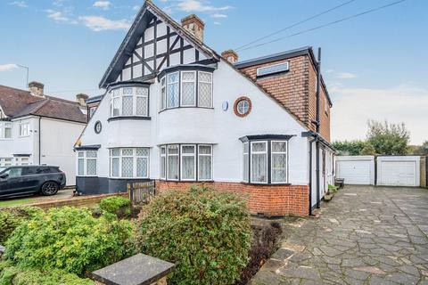 The Fairway, Bromley, BR1