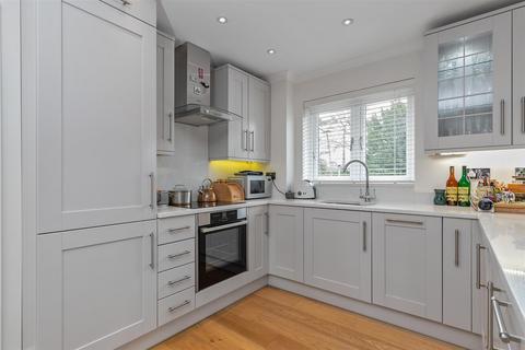 undefined, Woodstock Road North, St. Albans