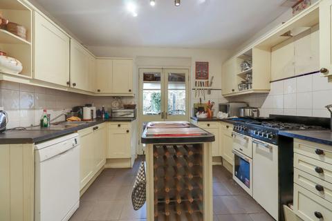 undefined, Pemberton Road, East Molesey, KT8