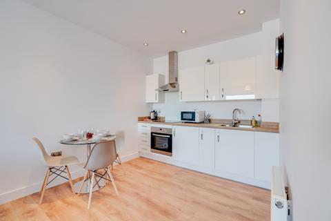 undefined, Summer Lane, Birmingham, B19
