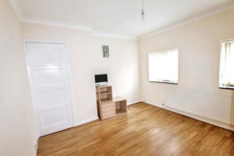 undefined, The Parkway, Cottingham, East Riding of Yorkshire, HU16 5DN