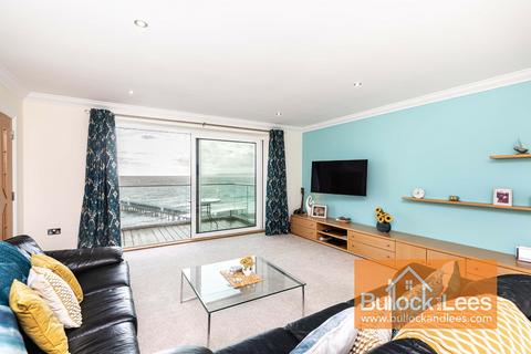2 bedroom flat for sale, The Point, Marina Close, Sea Front Boscombe Pier
