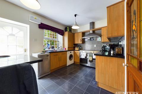 2 bedroom terraced house for sale, Benfieldside Road, Consett