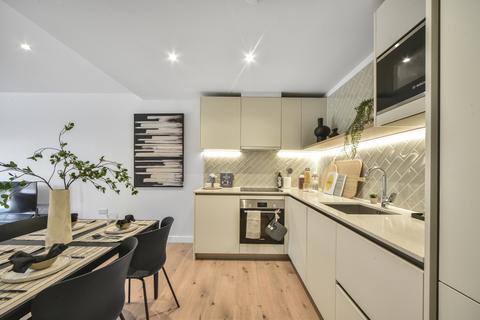 2 bedroom flat to rent, 161 Evelyn Street Deptford SE8