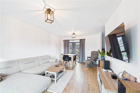 2 bedroom flat to rent, First Lane, Northampton NN5