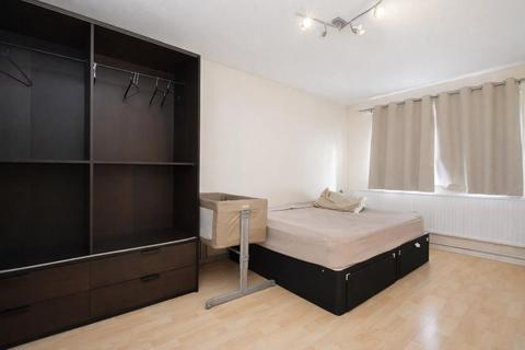 4 bedroom house for sale, Stainer Road, Borehamwood