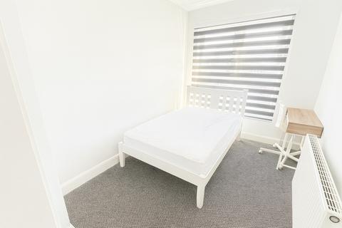 4 bedroom house to rent, Edmund Road, Sheffield S2