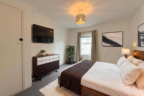 1 bedroom terraced house for sale, Lower Church Road, Burgess Hill