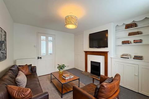 1 bedroom terraced house for sale, Lower Church Road, Burgess Hill