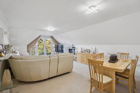 2 bedroom apartment for sale, Marsh Point, Marsh Road, Pinner, HA5