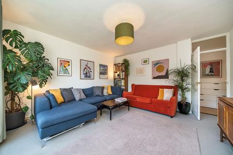 3 bedroom flat for sale, Wood Vale, London SE23