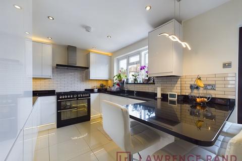 3 bedroom end of terrace house to rent, Lea Crescent, Ruislip, HA4