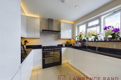 3 bedroom end of terrace house to rent - Lea Crescent, Ruislip, HA4