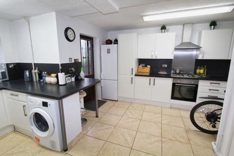 1 bedroom semi-detached bungalow for sale, Berryfield Road, Cottingham, LE16