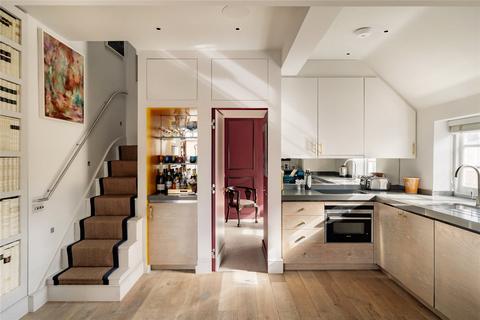 2 bedroom apartment for sale, Kensington Court Mews, Kensington, London, W8