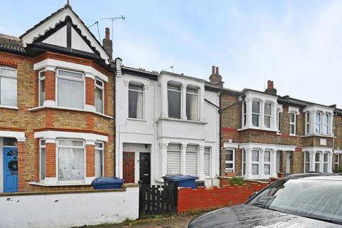 1 bedroom maisonette for sale, Darwin Road, Ealing