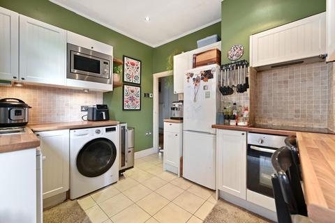 1 bedroom maisonette for sale, Darwin Road, Ealing