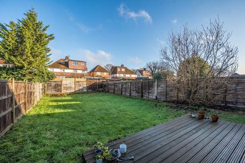 6 bedroom detached house for sale, Aldershot Road, Surrey GU2