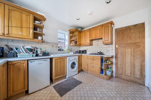 6 bedroom detached house for sale, Aldershot Road, Surrey GU2