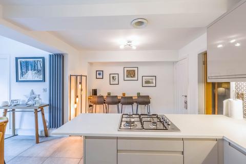 2 bedroom terraced house for sale, 26 Lower Abbotsgate, Kirkby Lonsdale