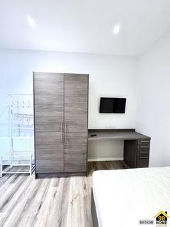 Studio to rent, 1-2 Sadler Gate, Derby, Derbyshire, DE1