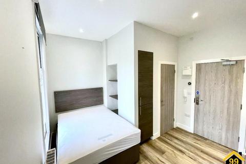 Studio to rent, 1-2 Sadler Gate, Derby, Derbyshire, DE1
